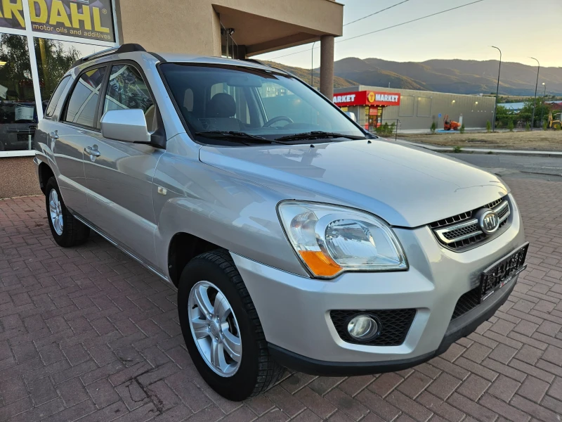 Kia Sportage 2.0Бензин-Газ, 4х4, Facelift, 11.2009г., снимка 1 - Автомобили и джипове - 46892141