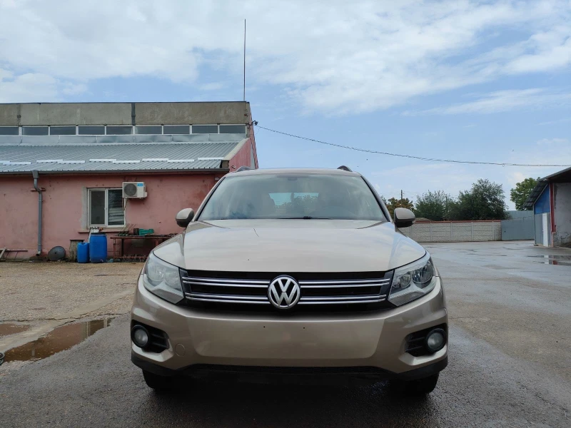 VW Tiguan 2.0 AVTOMAT FUL, снимка 3 - Автомобили и джипове - 46911677