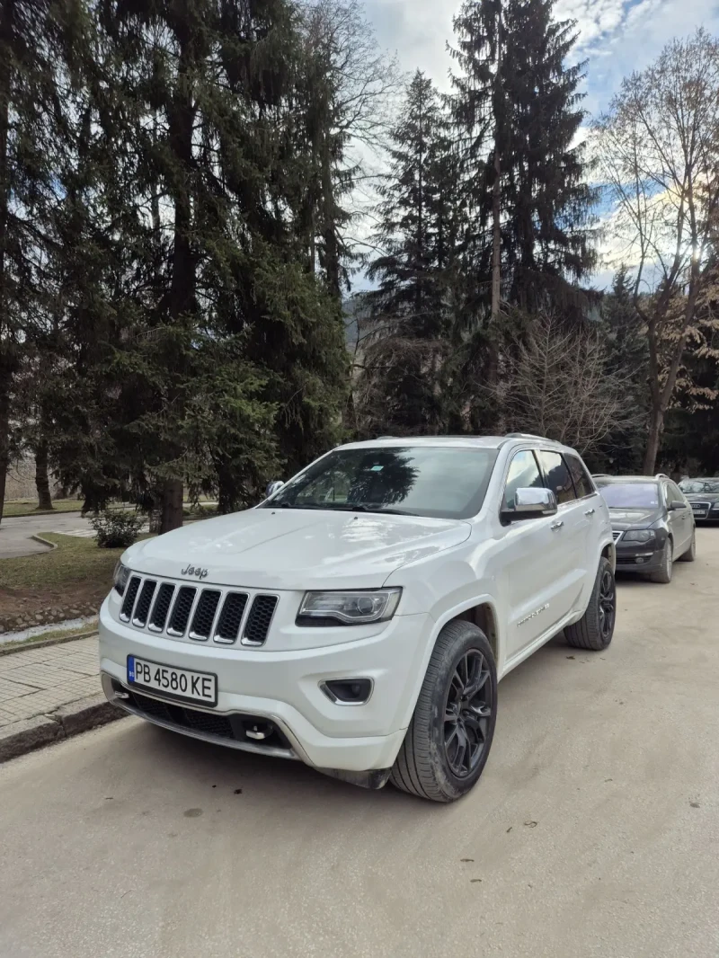 Jeep Grand cherokee 5.7/HEMI/Overland, снимка 2 - Автомобили и джипове - 49116832