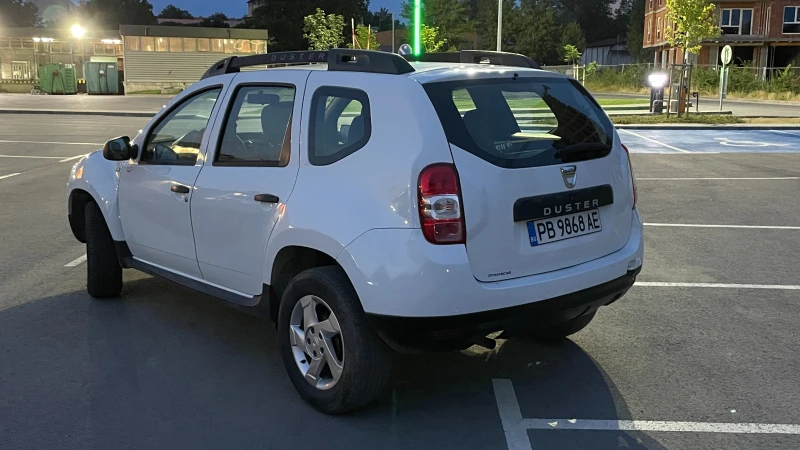 Dacia Duster, снимка 2 - Автомобили и джипове - 49170956