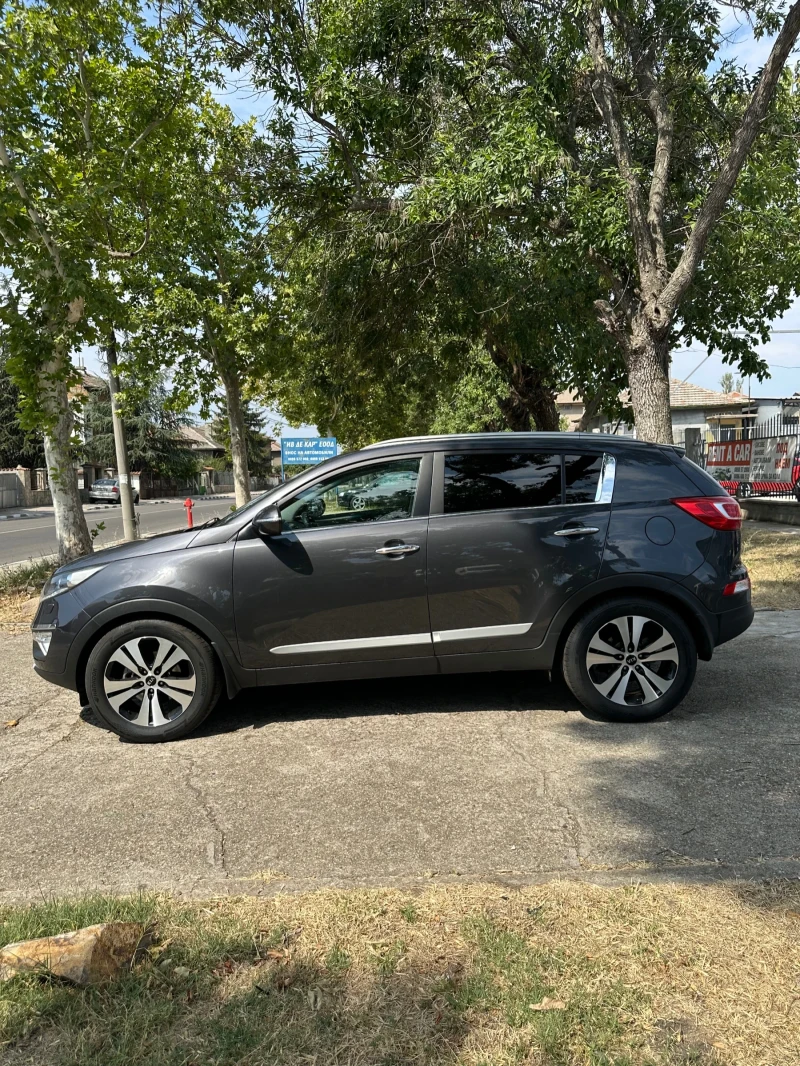 Kia Sportage 2.0 DIESEL GERMANY, снимка 4 - Автомобили и джипове - 51455225