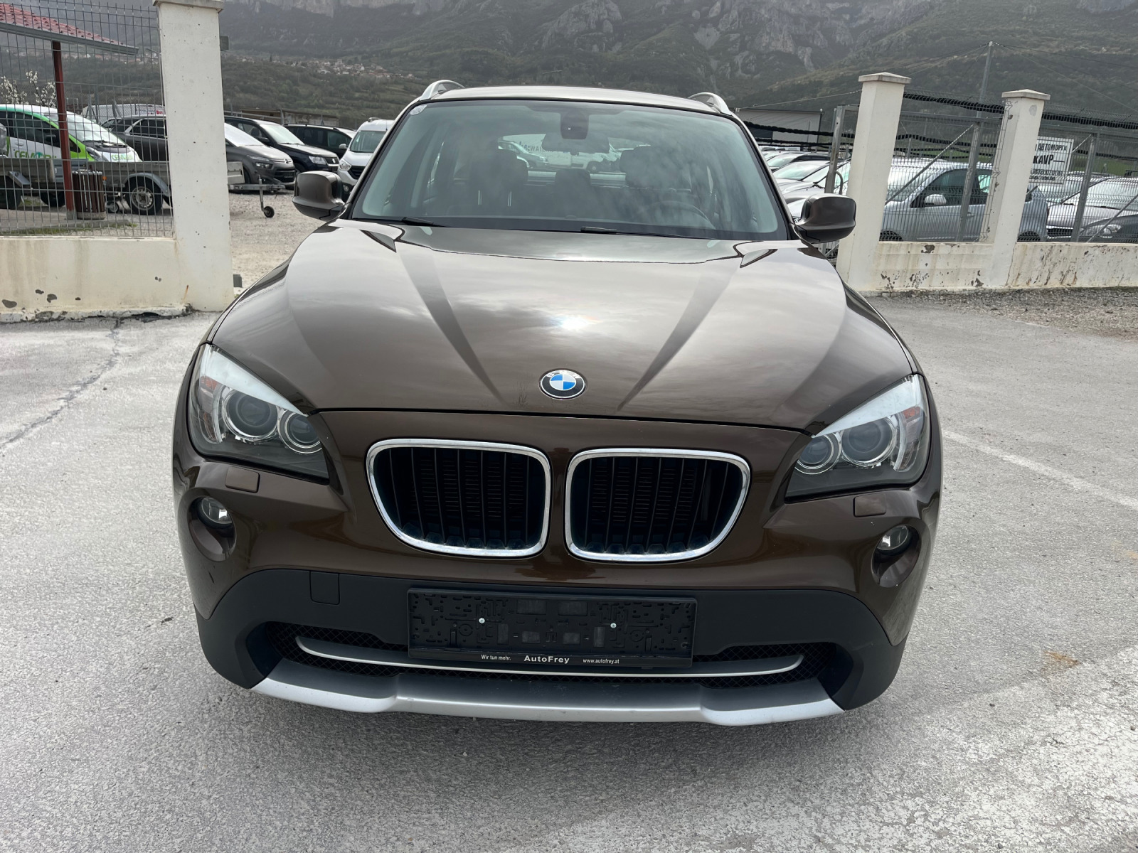 BMW X1 X-DRIVE - изображение 1