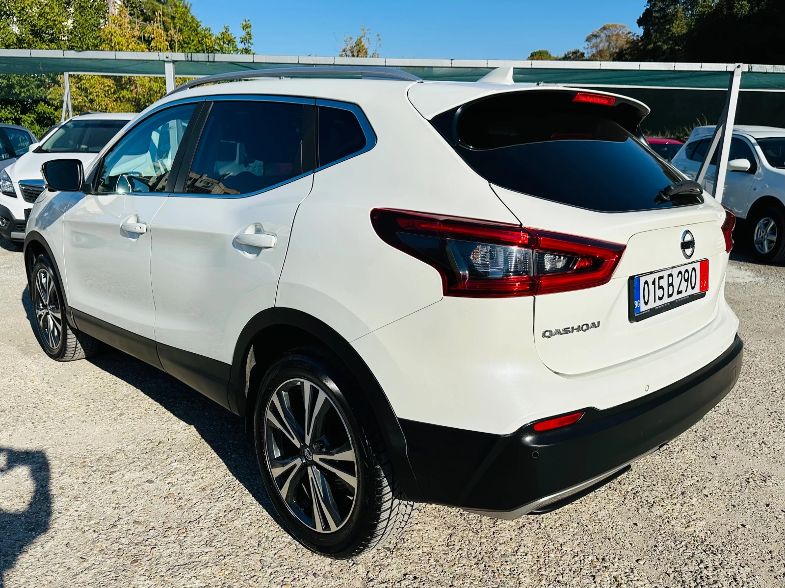 Nissan Qashqai 1.6dci 131кс ПАНОРАМА АВТОМАТ 360  FULL LED KEYLES - изображение 5