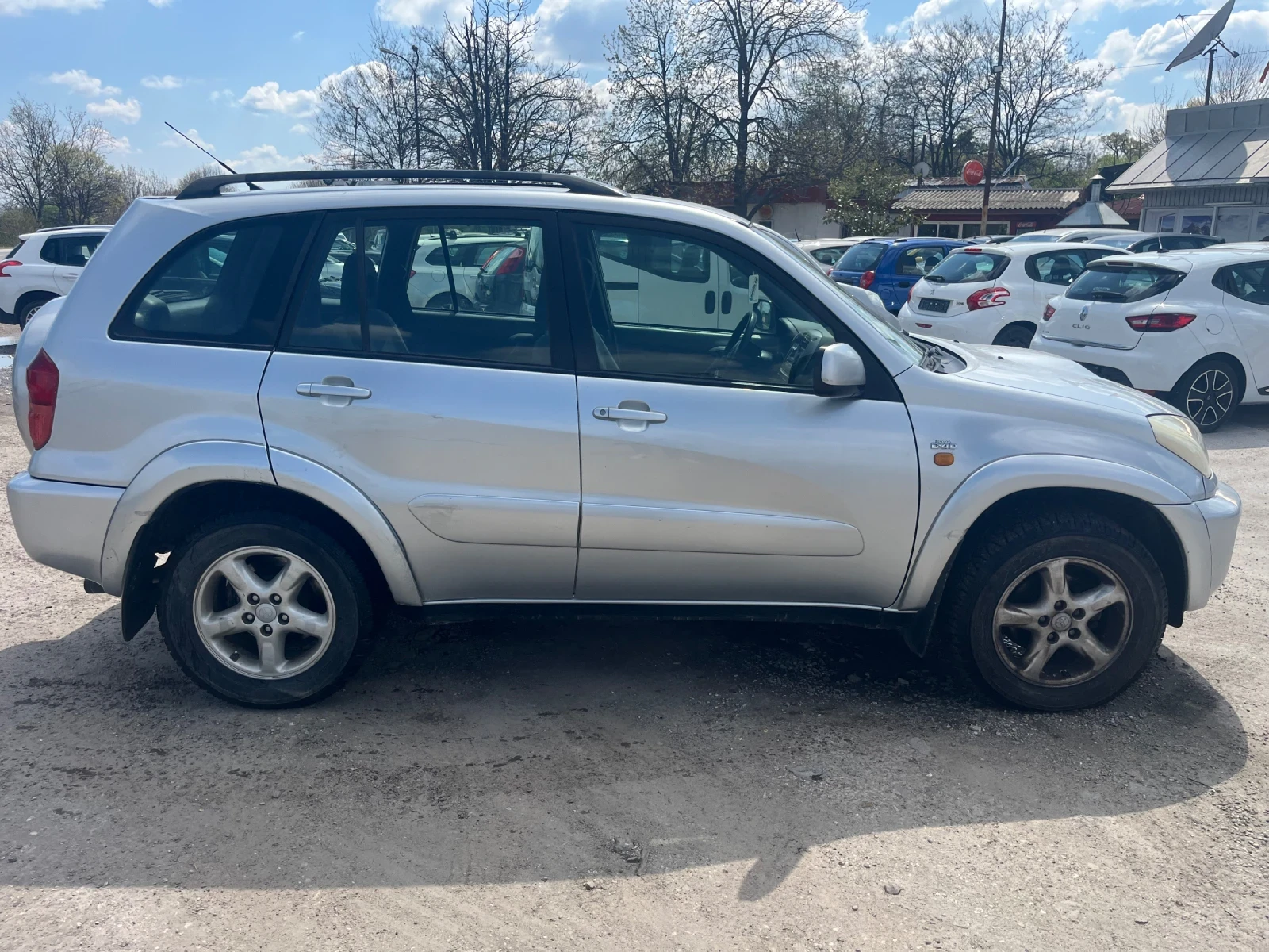 Toyota Rav4 2.0 D4D - изображение 4