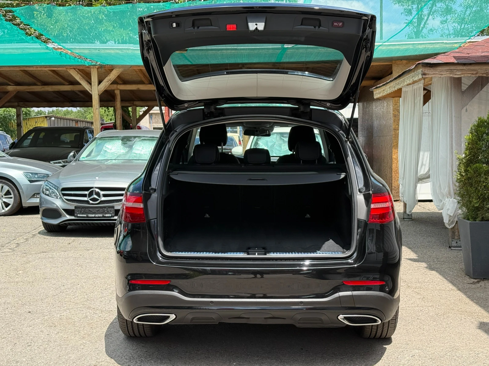 Mercedes-Benz GLC 250 D AMG* СЕРВИЗНА КНИЖКА С ПЪЛНА ИСТОРИЯ В МЕРЦЕДЕС - изображение 6