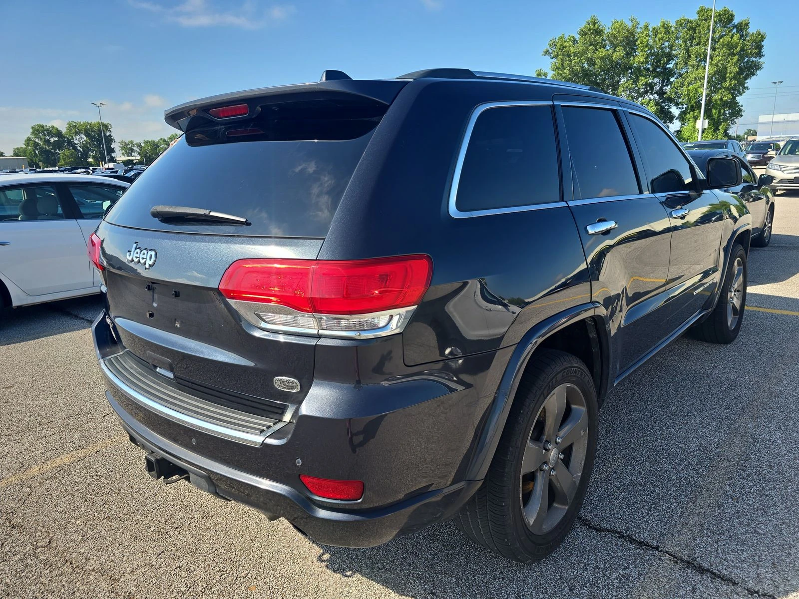 Jeep Grand cherokee OVERLAND* 3.6* V6* 8ZF* ПОДГРЕВ* КАМЕРА* КЕЙЛЕС* L - изображение 2