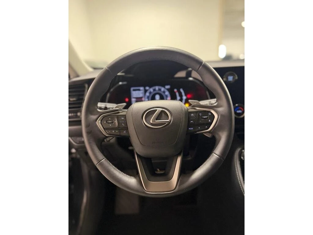 Lexus NX * 250 * CARFAX * ��� ������������ ������ | Mobile.bg � ����������� 11