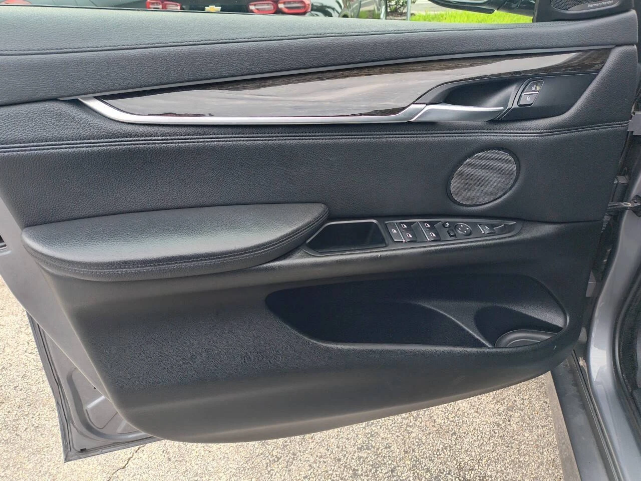 BMW X6 M* SPORT* ДИГИТАЛНО* ТАБЛО* ПОДГРЕВ* КАМЕРА* КЕЙЛЕ - изображение 7