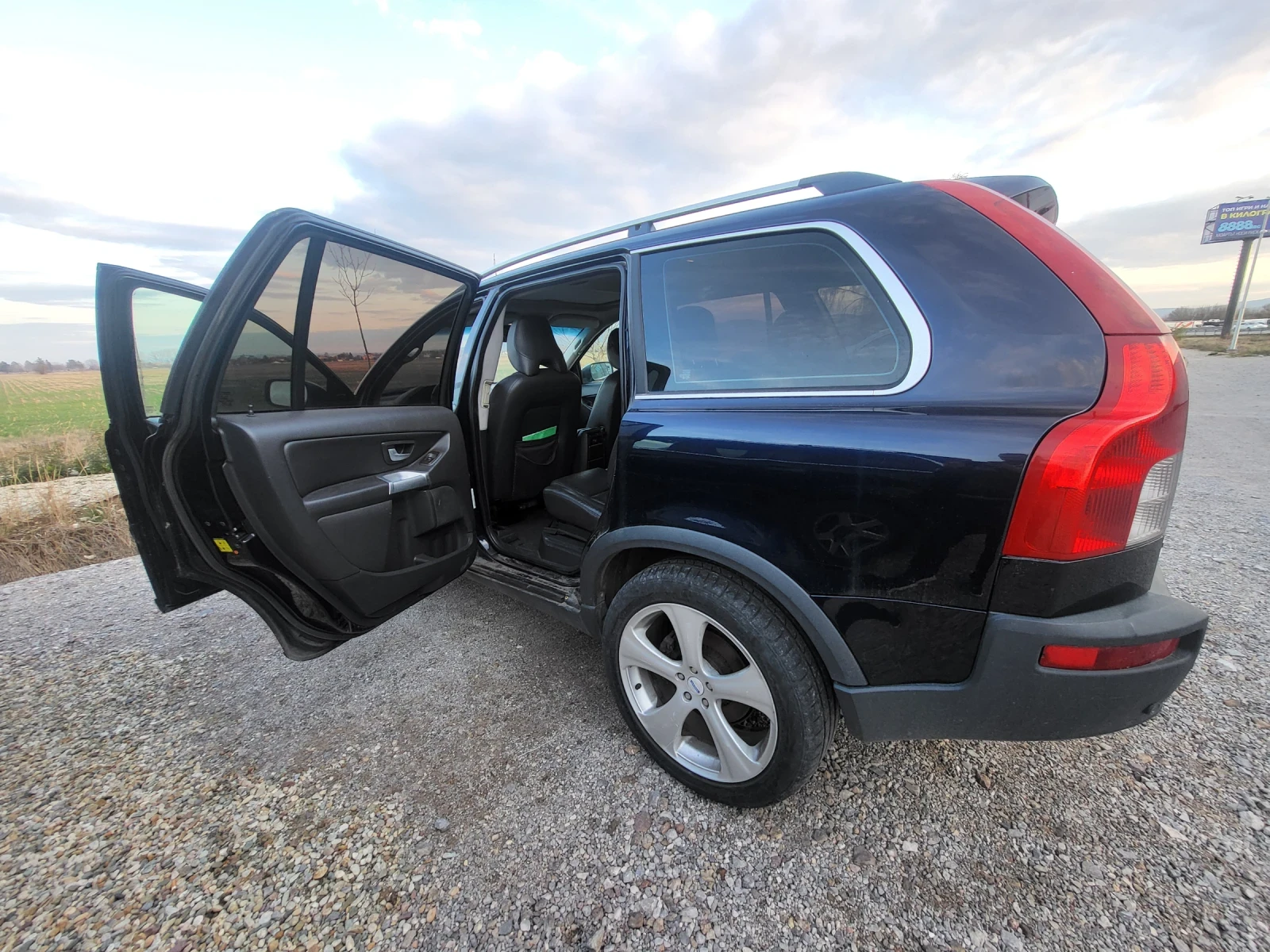 Volvo Xc90 V8, снимка 9 - Автомобили и джипове - 53750853