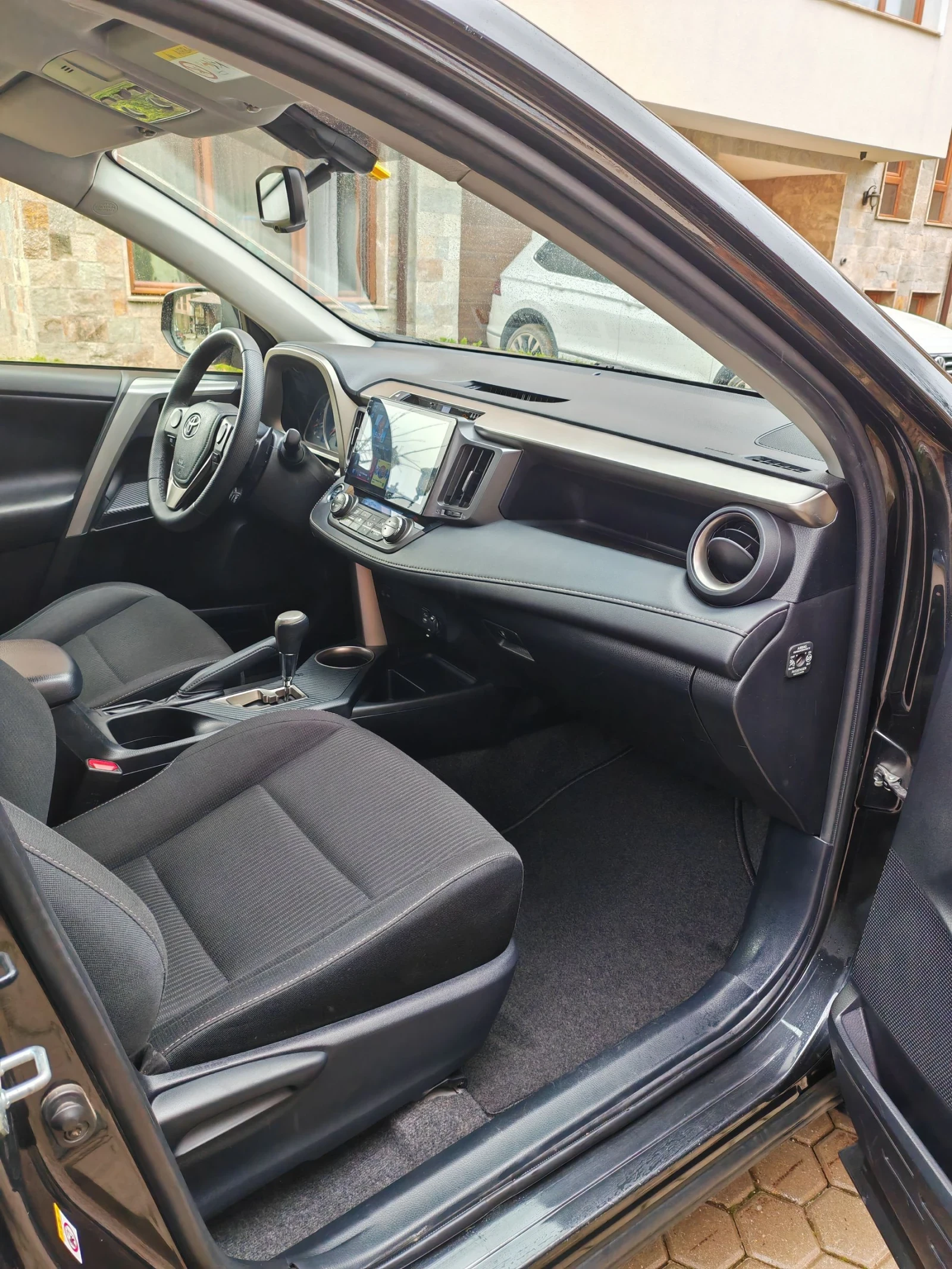 Toyota Rav4 4WD 84K КМ РЕАЛНИ edition 20th anniversary , снимка 9 - Автомобили и джипове - 54088134