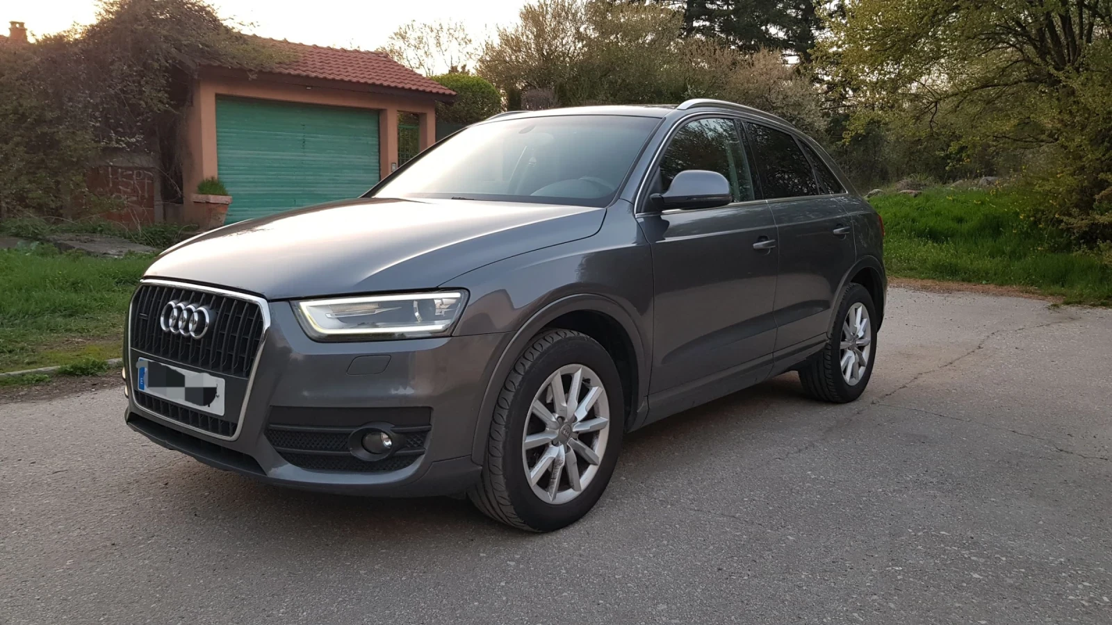 Audi Q3 2.0tdi quattro, снимка 8 - Автомобили и джипове - 54224830