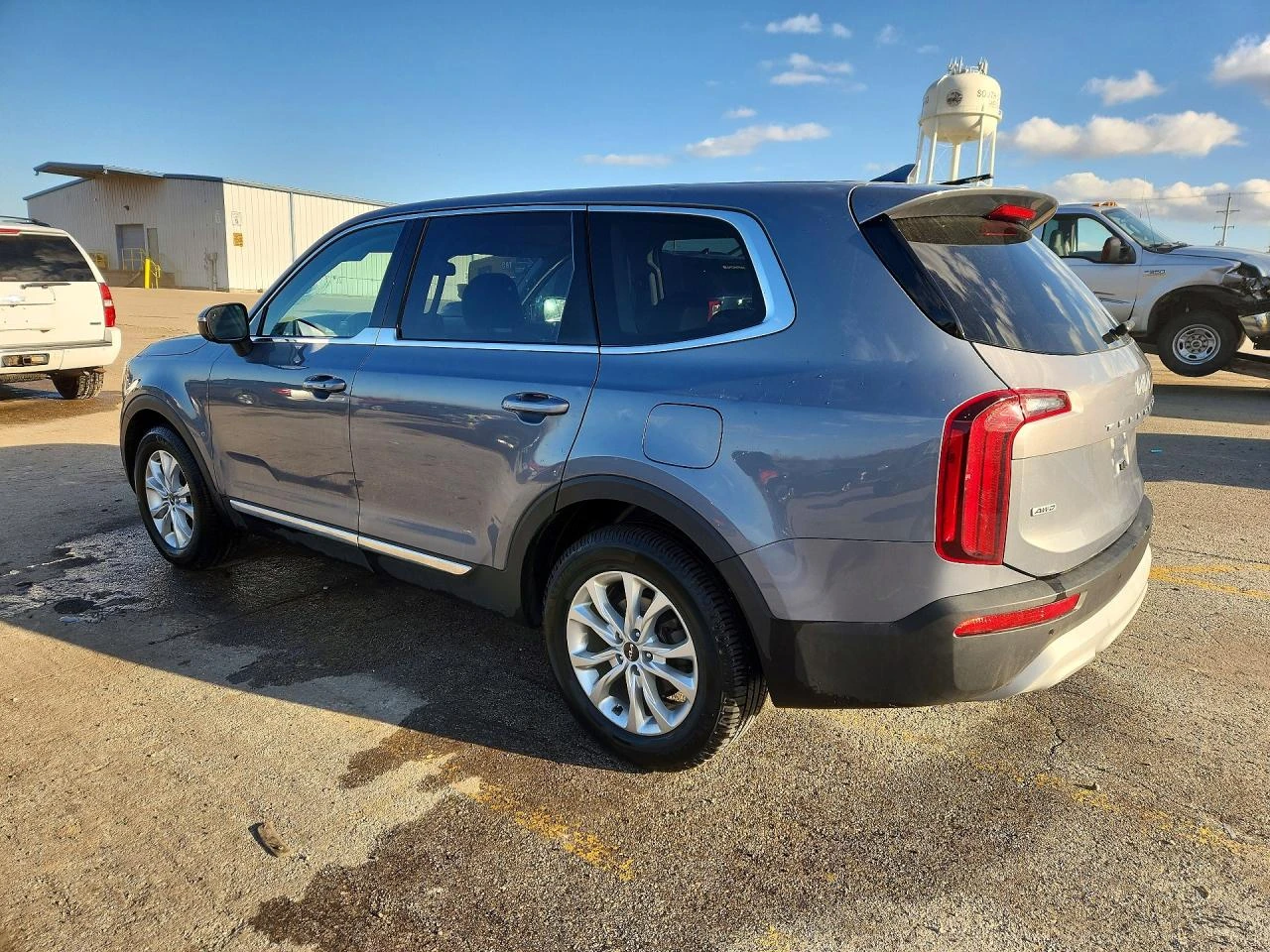 Kia Telluride 3.8l Lx, снимка 2 - Автомобили и джипове - 54417057