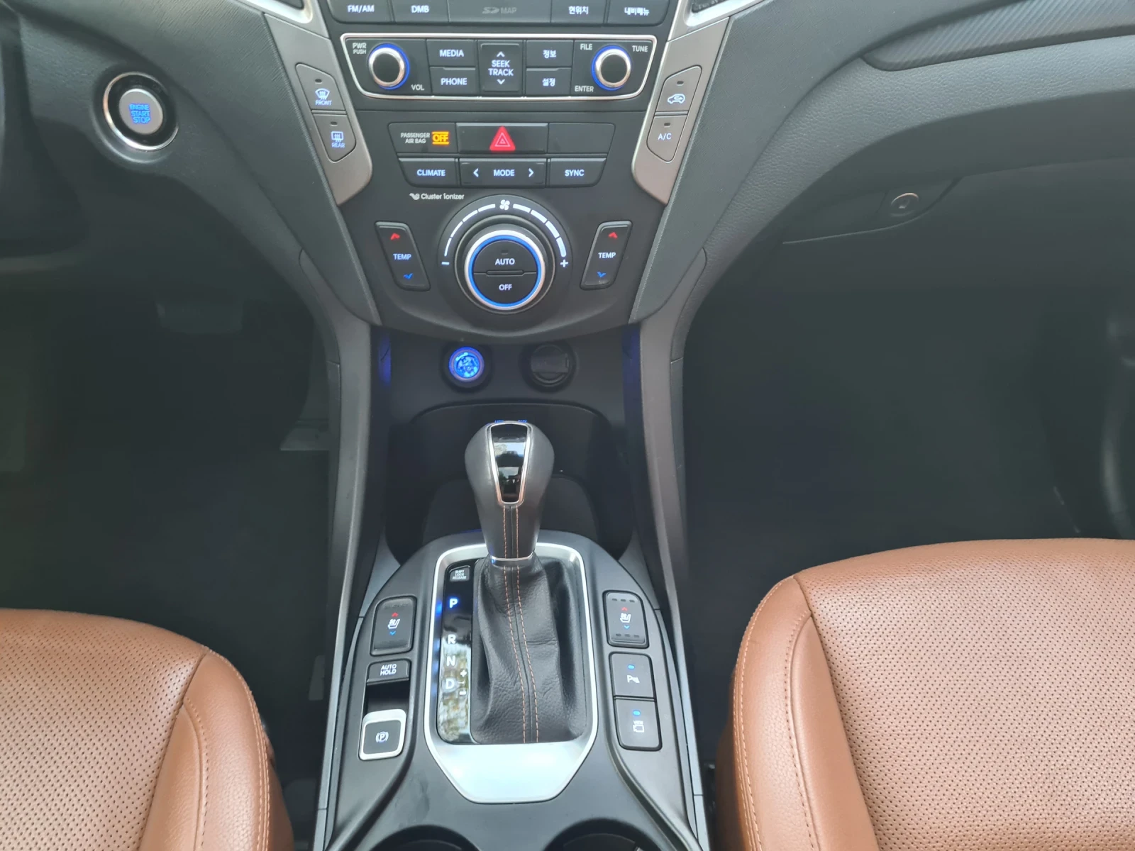 Hyundai Santa fe 2.2 CRDI 202к.с. 4WD , снимка 14 - Автомобили и джипове - 54417336