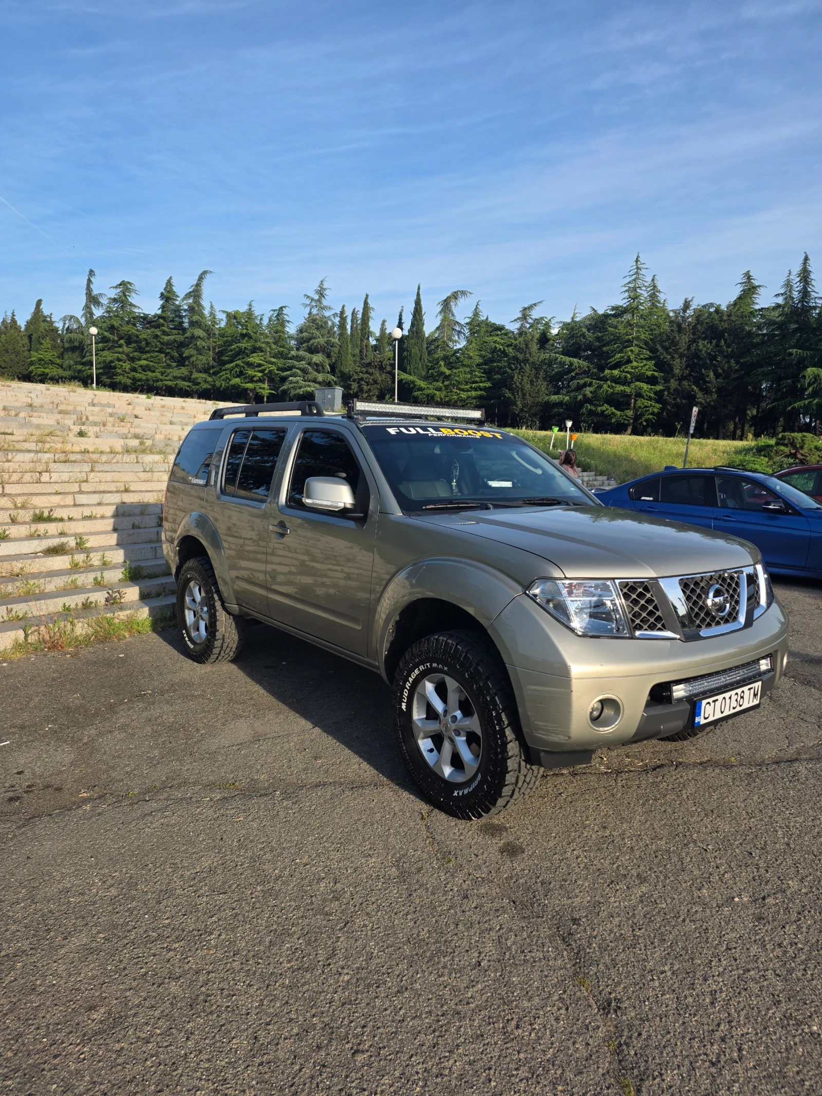 Nissan Pathfinder 2.5 171, снимка 2 - Автомобили и джипове - 54671481