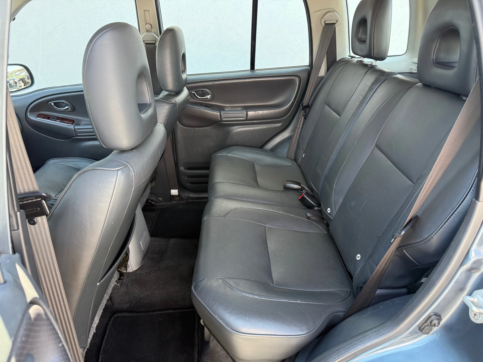 Suzuki Grand vitara 2.5i 158к.с. ФЕЙСЛИФТ УНИКАТ, снимка 10 - Автомобили и джипове - 54760869