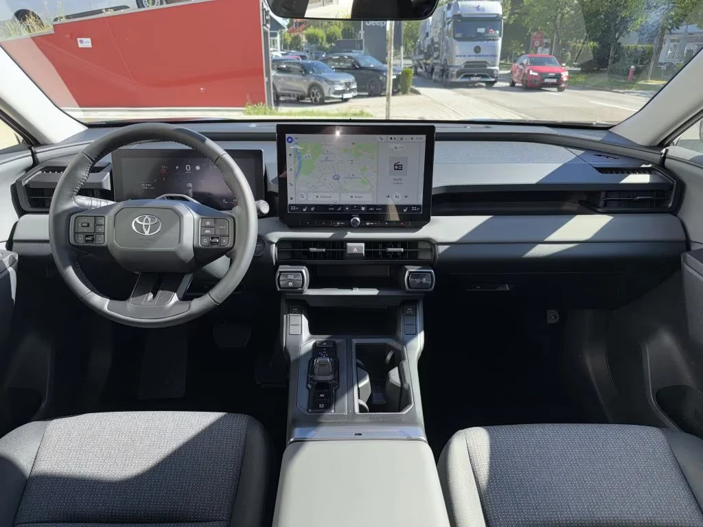 Toyota Rav4 НОВ!/HEV/185HP/EXECUTIVE/CAM/LED/KLESS/488q, снимка 8 - Автомобили и джипове - 55293916