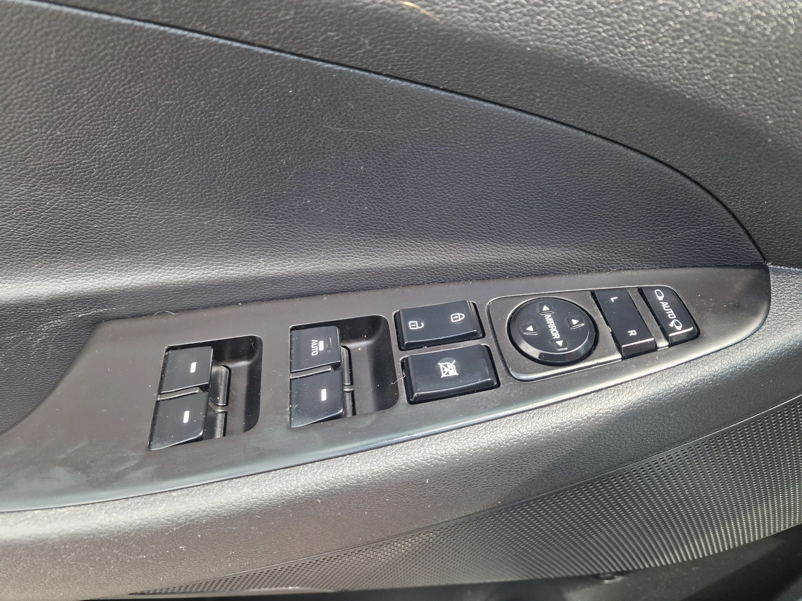 Hyundai Tucson 1.6I-БЕНЗИН-NAVI-CAMERA-2018г., снимка 13 - Автомобили и джипове - 55445845