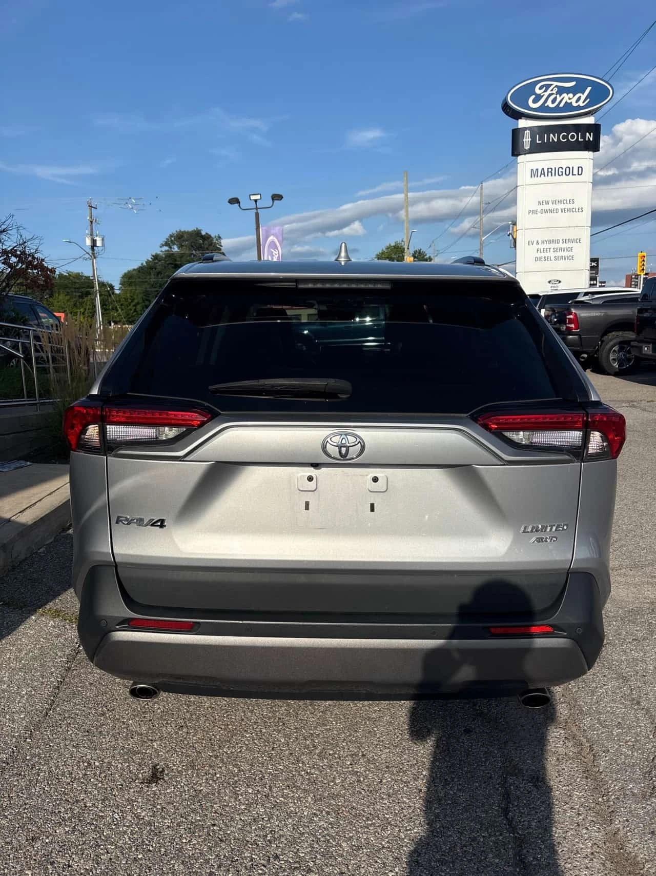 Toyota Rav4 * Limited * CARFAX * ОПЦИЯ ЗА ФИНАНСИРАНЕ, снимка 8 - Автомобили и джипове - 55779272