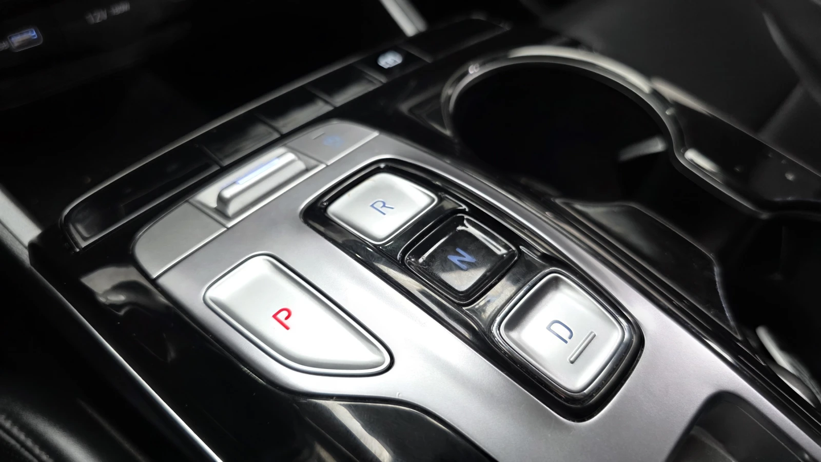 Hyundai Tucson Diesel 2.0 2WD MODERN autoprime.bg, снимка 9 - Автомобили и джипове - 55841469
