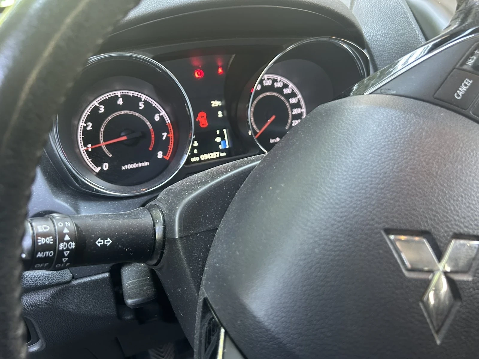 Mitsubishi ASX, снимка 7 - Автомобили и джипове - 55952971