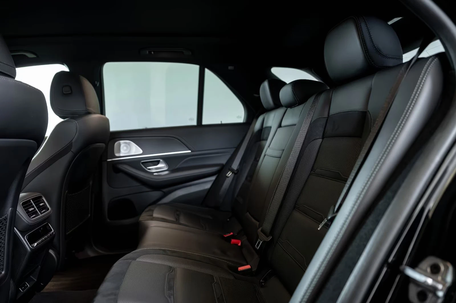 Mercedes-Benz GLE 63 S AMG 4M/ NIGHT/ BURM/ MULTIBEAM / HUD / 360 / EXCLUSIVE | Mobile.bg � ����������� 17