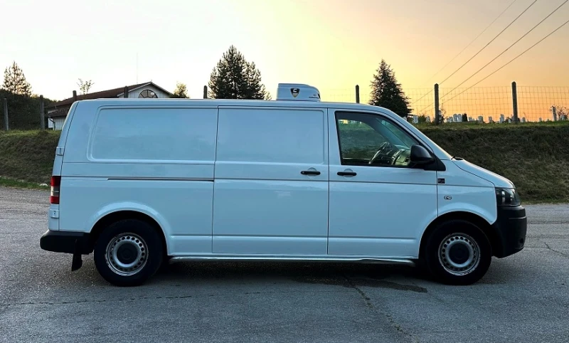 VW Transporter 2.0TDI* ХЛАДИЛЕН-39* МАXI* КЛИМА* 6ск* , снимка 4 - Бусове и автобуси - 49091671