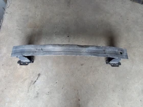 Греда под предна броня Ауди А3 2.0тди куатро 