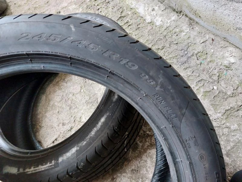 Гуми Летни 275/40R19, снимка 9 - Гуми и джанти - 36287896