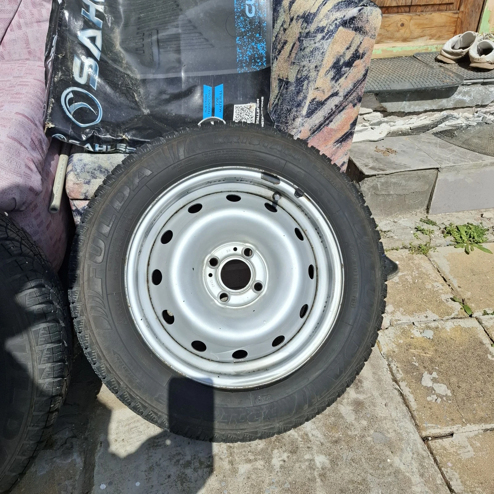 Гуми с джанти Fulda 185/65R15, снимка 2 - Гуми и джанти - 54157289