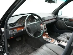 Mercedes-Benz E 500 Чочоне, снимка 4