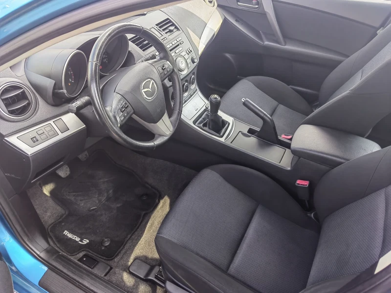 Mazda 3 1.6, снимка 7 - Автомобили и джипове - 47363139