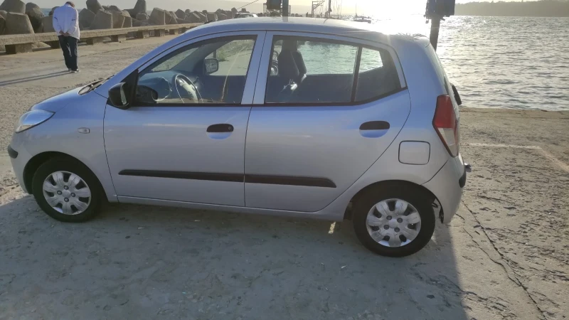 Hyundai I10, снимка 6 - Автомобили и джипове - 47452681