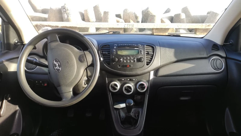 Hyundai I10, снимка 17 - Автомобили и джипове - 47452681