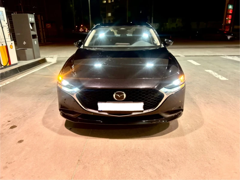 Mazda 3 Sky activ G, снимка 7 - Автомобили и джипове - 52690124