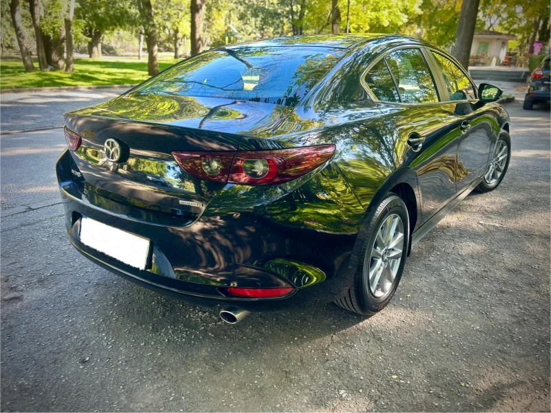 Mazda 3 Sky activ G, снимка 10 - Автомобили и джипове - 52690124