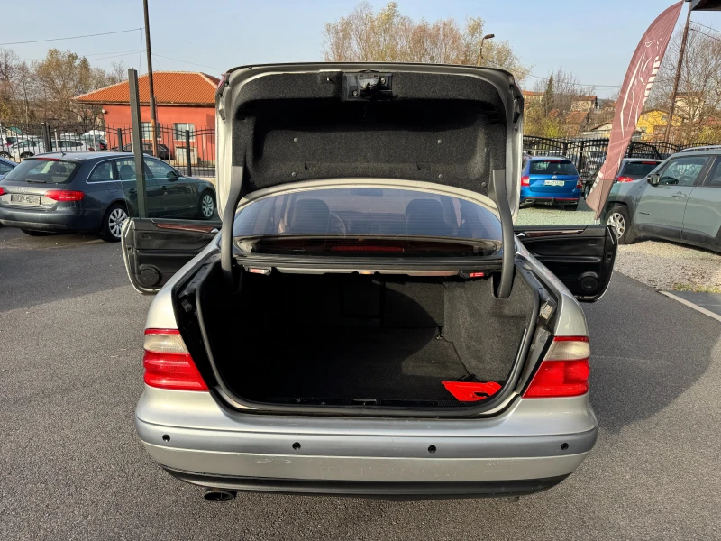 Mercedes-Benz CLK 230 KOMPRESSOR LPG, снимка 12 - Автомобили и джипове - 52432306