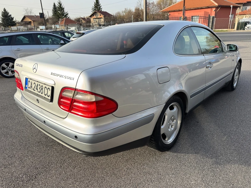 Mercedes-Benz CLK 230 KOMPRESSOR LPG, снимка 6 - Автомобили и джипове - 52432306
