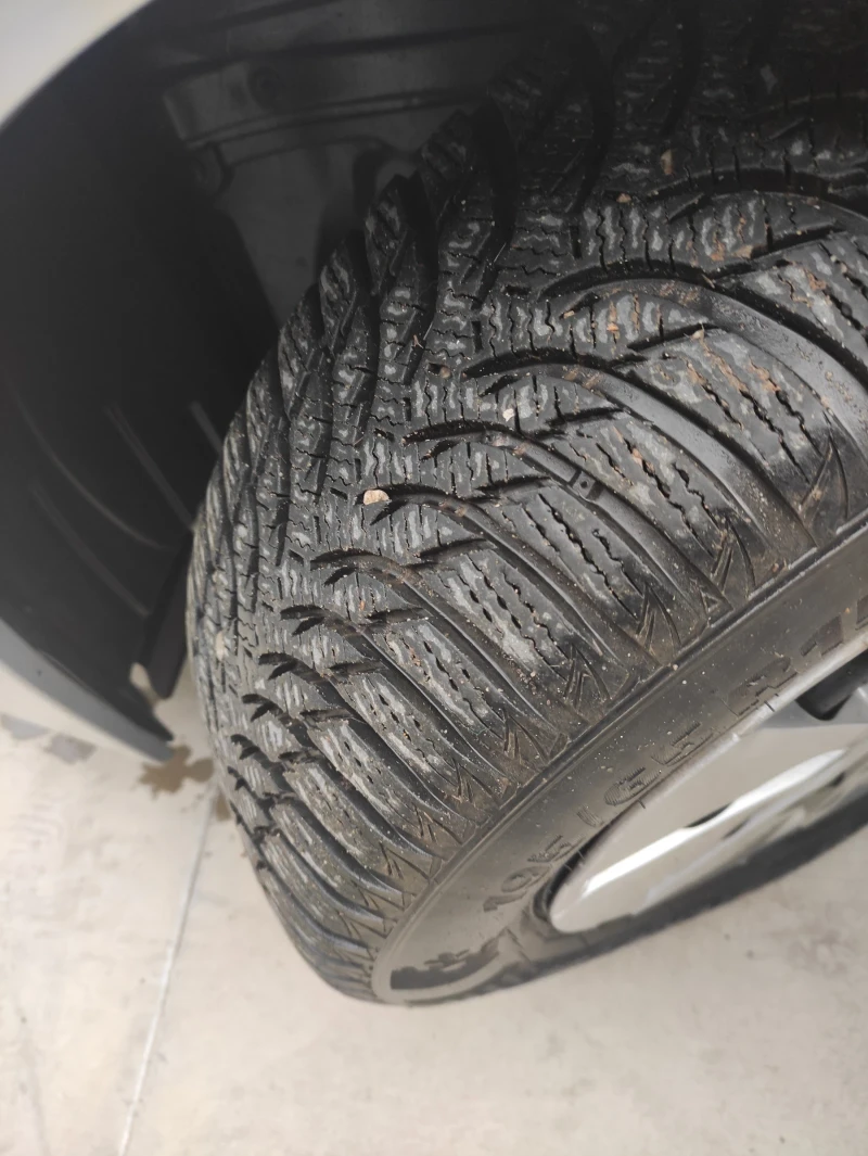 Toyota Corolla Бензин Газ / от България , снимка 7 - Автомобили и джипове - 52623354