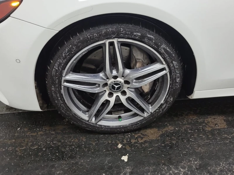 Mercedes-Benz E 400 * CARFAX * ЦЕНА ДО БГ, снимка 5 - Автомобили и джипове - 53340913