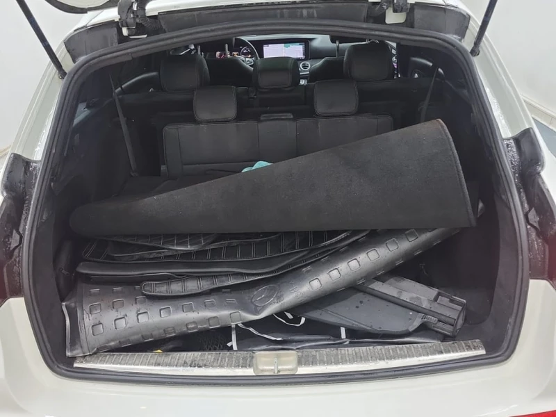 Mercedes-Benz E 400 * CARFAX * ЦЕНА ДО БГ, снимка 17 - Автомобили и джипове - 53340913