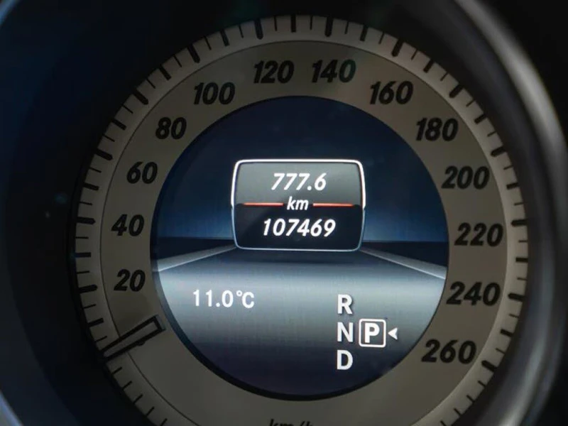 Mercedes-Benz CLS 400 4MATIC* АвтоКредит* (ЦЕНА ДО БГ), снимка 9 - Автомобили и джипове - 53383872