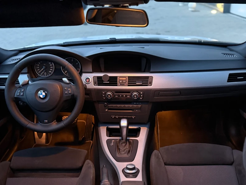 BMW 330 330D ALPINWEISS 3 * FULL* DISTRONIC, снимка 7 - Автомобили и джипове - 53540214