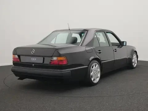Mercedes-Benz E 500 Чочоне, снимка 3 - Автомобили и джипове - 55915328