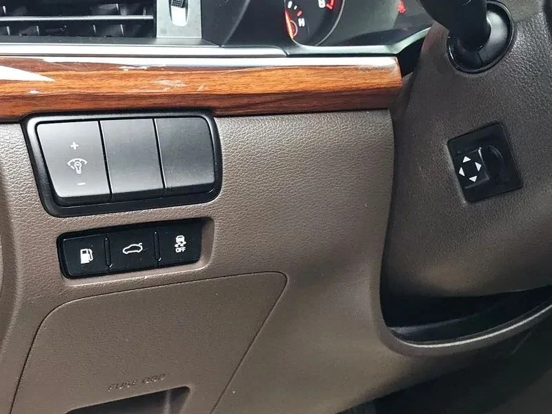 Kia K7, снимка 13 - Автомобили и джипове - 56707035