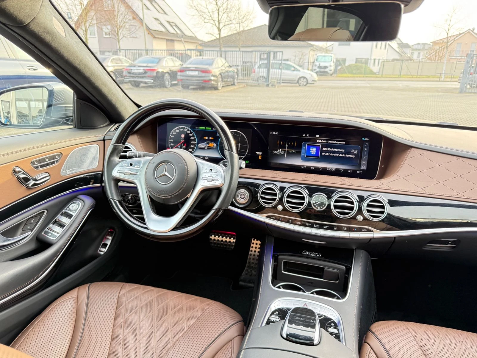 Mercedes-Benz 560 AMG/476HP/DESIGNO/LONG/BURMESTER/360/PANO//E137 - изображение 9