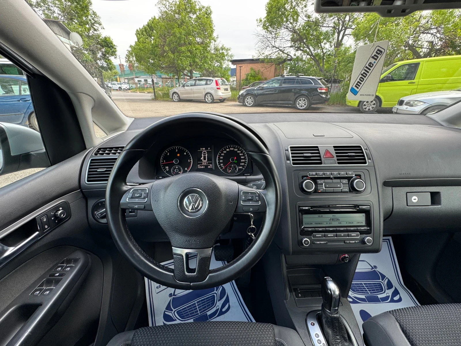 VW Touran Реален пробег !!! Нова!!! - изображение 10