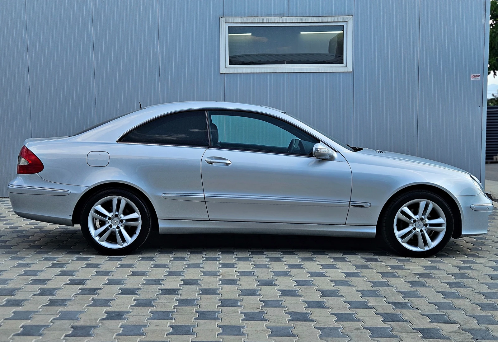 Mercedes-Benz CLK 220CDI/AVANTGARDE/AVTOMAT/TEMPOMAT/ПОДГРЕВ/ШИБЕДАХ - изображение 4
