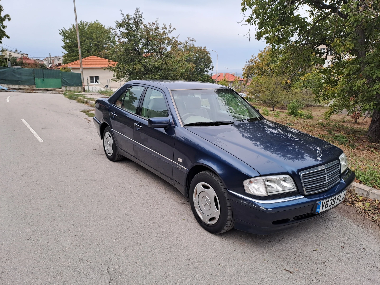 Mercedes-Benz C 200 | Mobile.bg   1