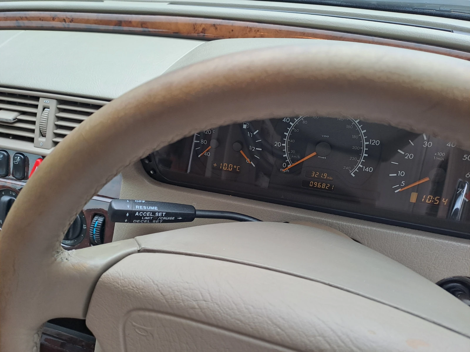 Mercedes-Benz C 200  - изображение 9