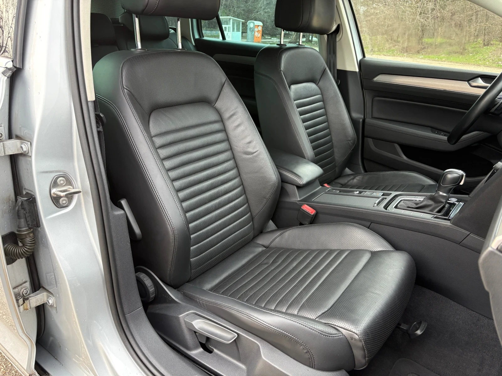 VW Passat 2.0TDI 190�.� Highline Full LED Distr ���� | Mobile.bg � ����������� 10